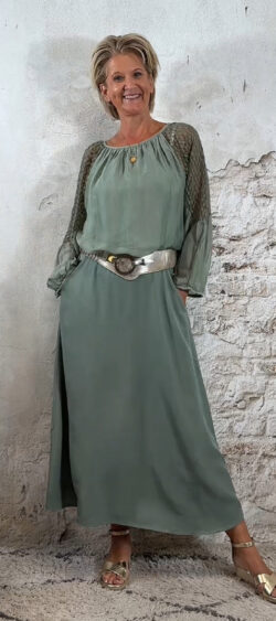 128269. Ailan zijden blouse met kant en voering khaki