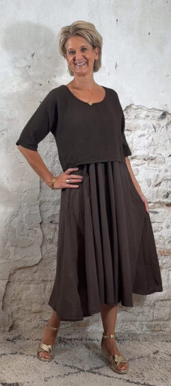 135764. Vagabundo Jurk met mousseline top bruin