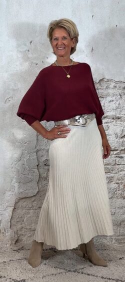 138017. Elza gebreide a-lijn rok beige