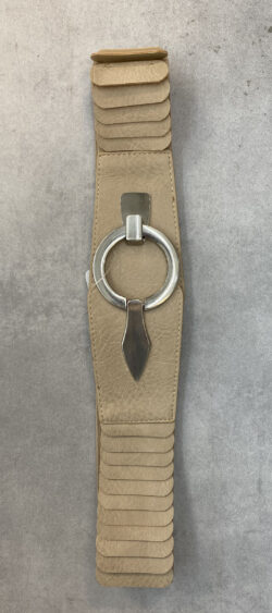 64403. Elastische riem zand