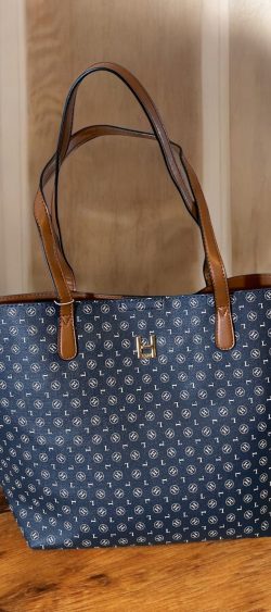 96969. Louise shopper donkerblauw