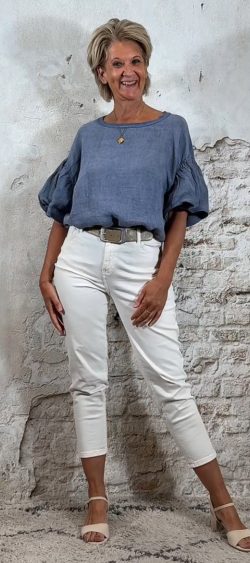 128245. Linnen top ballon mouw jeansblauw