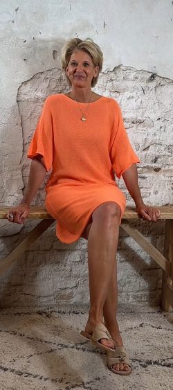 124246. LAATSTE! Gebreide Ibiza strand tuniek oranje