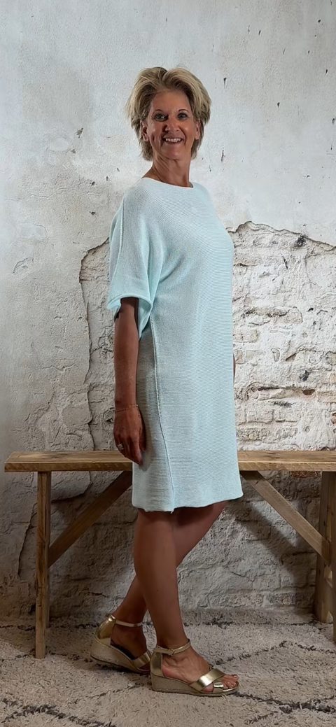 Gebreide Ibiza stijl tuniek effen mint / ijsblauw opzij