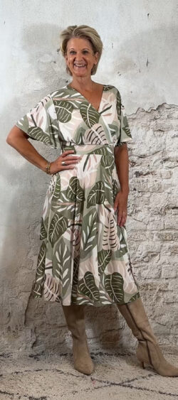 122684. Traveljurk leafs khaki