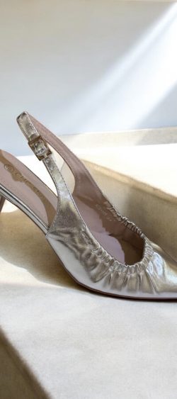 Slingback pump goud