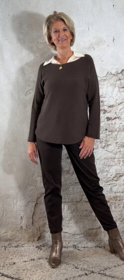 139986. Bibi basic pullover bruin