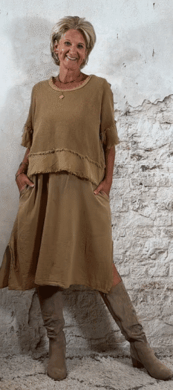 137667. Vagabundo set jurk en top Camel