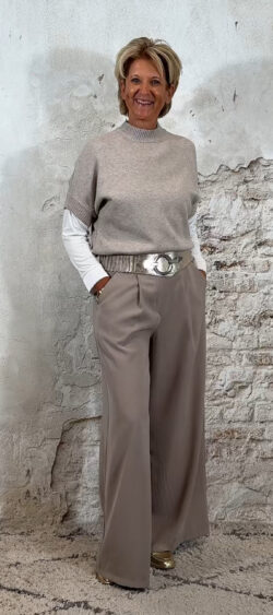 138691. Cher wijde broek taupe
