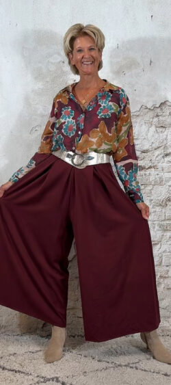 138804. Evy broekrok bordeaux