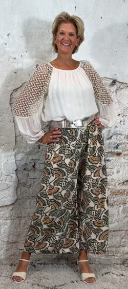139997. Len wijde broek Autumn print khaki