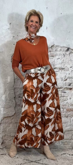 140002. Len wijde broek rusty print