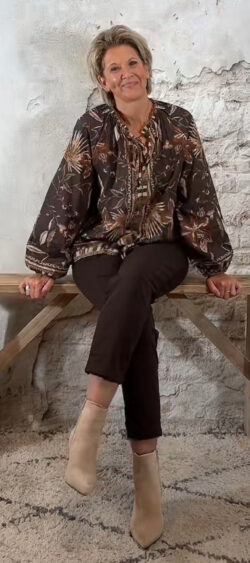 146564. Len Dali blouse bruin