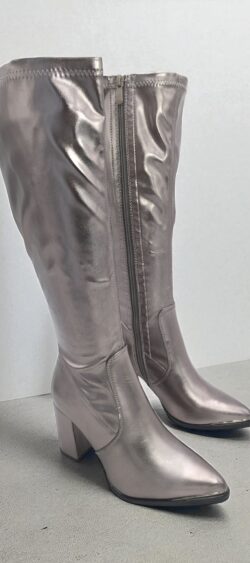 A879. Elegance laars smoke silver
