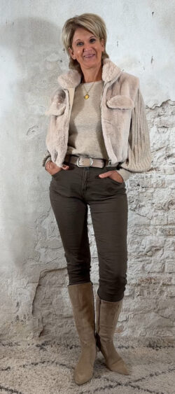 MC-8202-24. Jeans elastische taille taupe/bruin