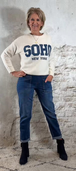 253051. LAATSTE!  Steffy Soho pullover buttermilk/jeansblauw
