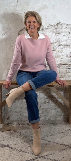 152938. Evy pullover parel mouw roze