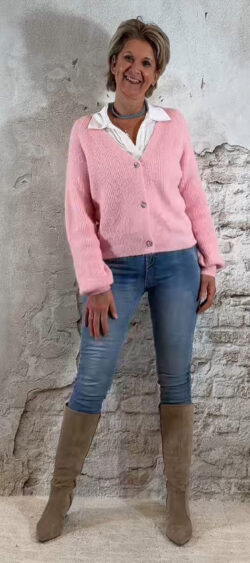 253001. Steffy vestje met strass knoopjes roze