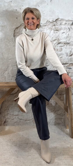 151120. Evy frozen coltrui beige