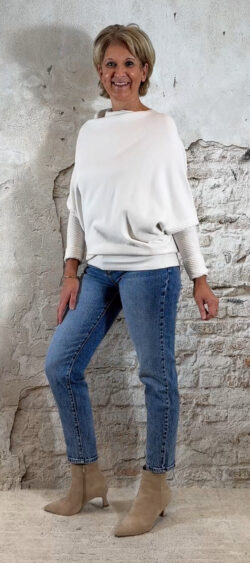 156894. Ailan upside down pullover wolwit