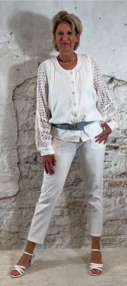 161973. Nana oversized blouse linnen crochet wit