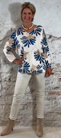 161486. Bibi dunne pullover leafs jeansblauw