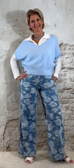 166190. Ailan pullover kapmouw lichtblauw