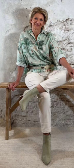 164050. Floor cotton blouse flower lindegroen