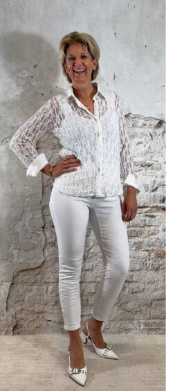 162703. Evy lace blouse wit (18 februari weer op voorraad, je kunt al bestellen)