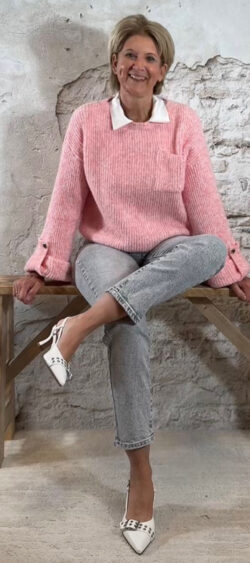 164253. Femmy chunky lente trui roze