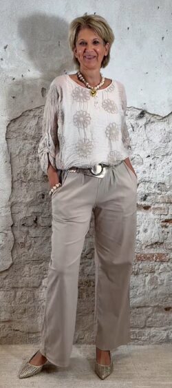 171997. Bibi lino rechte broek zand (24 maart weer op voorraad, je kunt al bestellen)