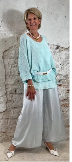 169815. Floor wijde satin broek lichtmint