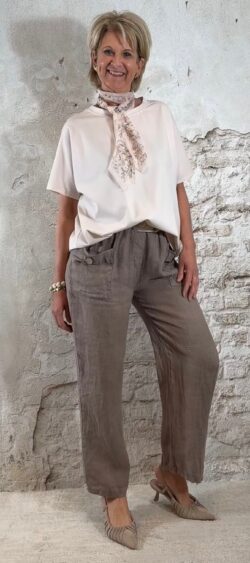 170542. Bibi casual linnen broek taupe (17 maart op voorraad, je kunt al bestellen)