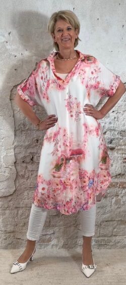 169813. Floor lange blouse jurk flower roze (17 maart op voorraad, je kunt al bestellen)