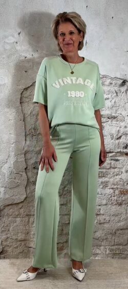 173103. Ailan semi travel sweater vintage lindegroen