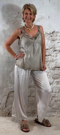 171789. Len satin lace top taupe