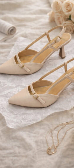 licht zalm roze slingback pumps met stabiele hak