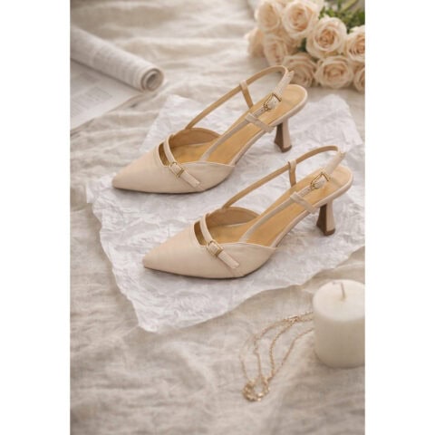 licht zalm roze slingback pumps met stabiele hak