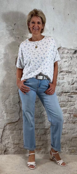 168354. Floor casual sweater mini bloem wit