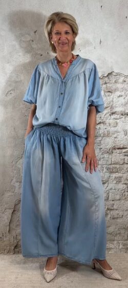 lyocel jeans blouse dames lichtblauw oversized ballonmouw luchtig ibiza stijl denim