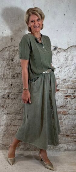 Gebreid truitje met knoopsluiting korte mouw khaki Len✔️