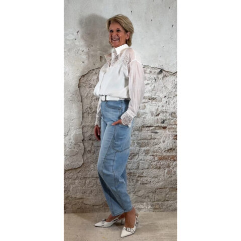ballon jeans dames met grote zijzakken comfortabele spijkerbroek lichtblauw