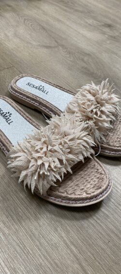 Ibiza slipper flower beige - maat 36