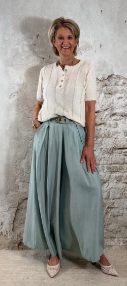 Evy wijde crêpe broekrok menthol