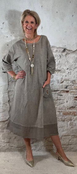 Casual cotton dress taupe Elza (5 mei op voorraad, je kunt al bestellen)