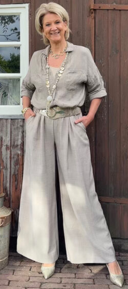 Blouse basic linnen taupe - Evy 180111 (20 mei weer op voorraad, je kunt al bestellen)
