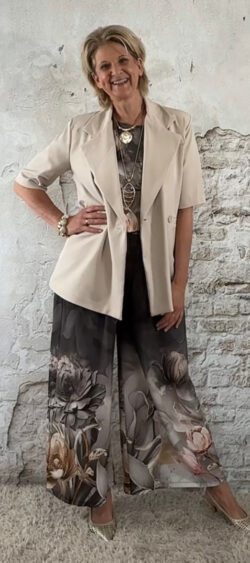 Blazer met korte mouwen beige - Floor 179744 (19 mei weer op voorraad, je kunt al bestellen)