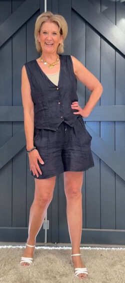 Linnen korte broek donkerblauw - Evy 180725