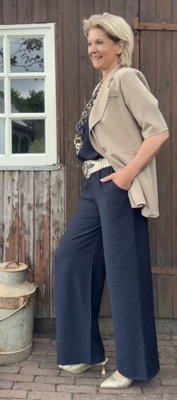 Pantalon donkerblauw met elastische taille - Evy 180868 (27 mei weer op voorraad, je kunt al bestellen)
