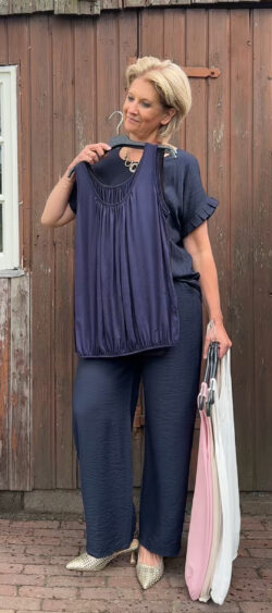 Wondertop donkerblauw - Bibi 180914 (30 juni weer op voorraad, je kunt al bestellen)